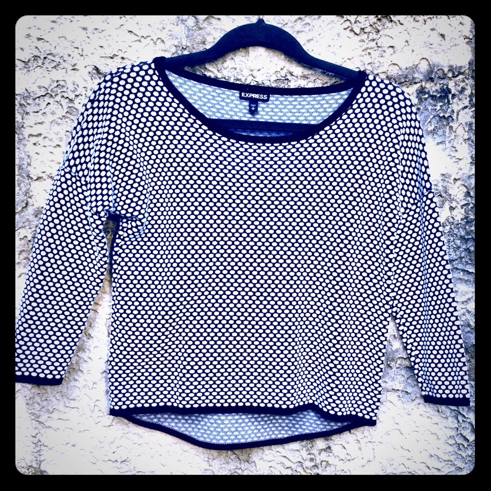 Express Pull Over Top